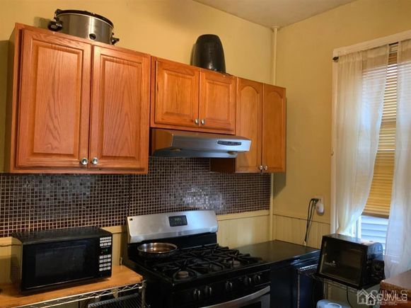309 Arlington Avenue Jersey City, NJ House Sold - Photo 1 of 9. Opens carousel modal