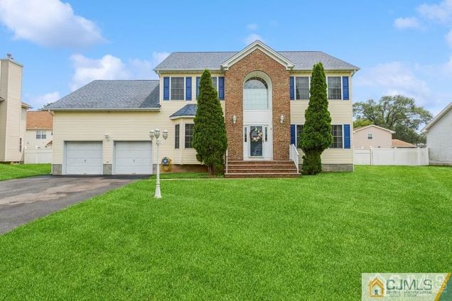 11 Linden Street Piscataway, NJ House Sold - Photo 1 of 25. Opens carousel modal