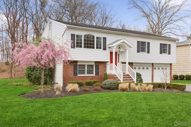 33 King Street Edison, NJ House Sold - Photo 1 of 44. Opens carousel modal
