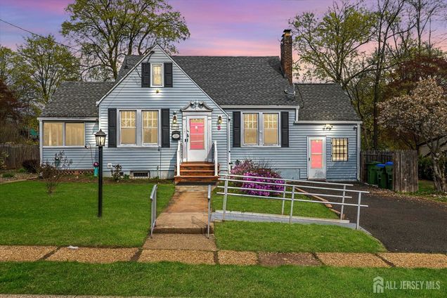 8 Lahiere Avenue Edison, NJ House Sold - Photo 1 of 38. Opens carousel modal