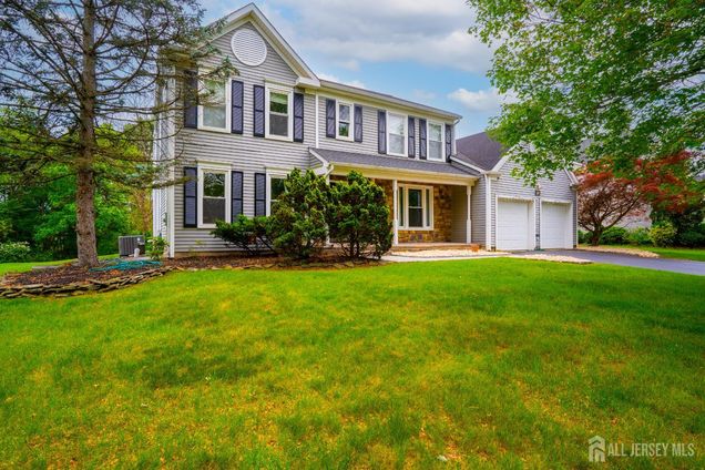 52 Bradford Lane