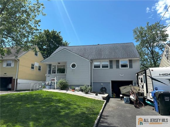 133 Pleasant Avenue