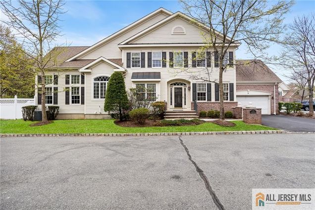 34 Schindler Court Unit 17