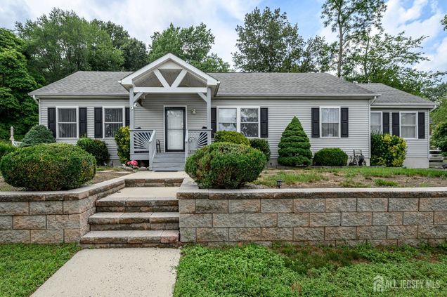 17 Duane Street Jamesburg, NJ House Active - Photo 1 of 26. Opens carousel modal