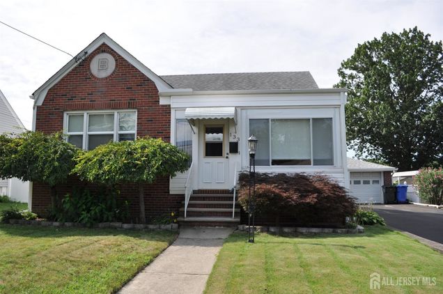133 Howard Street