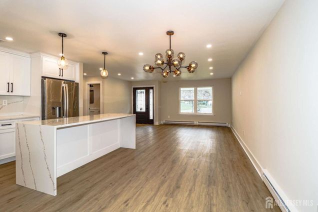 94 Salix Plaza Unit A