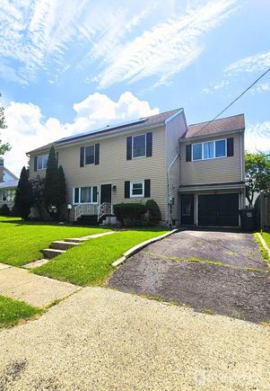 439 Fairview Avenue Colonia, NJ House Active - Photo 1 of 45. Opens carousel modal