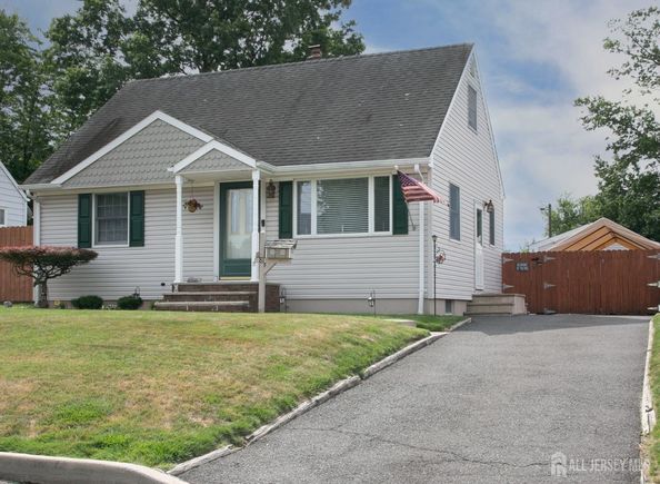 81 Schuyler Drive
