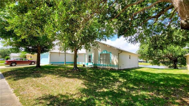 4352 Blue Lake DR MELBOURNE, FL House Sold - Photo 1 of 14. Opens carousel modal