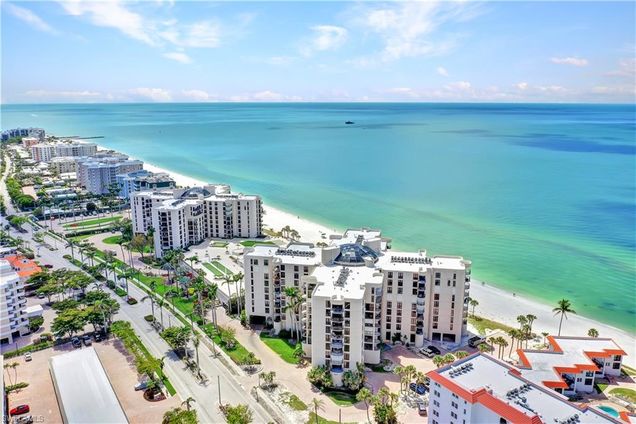 3215 Gulf Shore BLVD N Unit PH-6N NAPLES, FL Condo Sold - Photo 1 of 38. Opens carousel modal