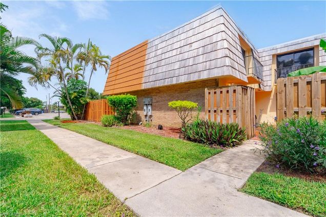 1710 Park Meadows DR Unit 3 FORT MYERS, FL House Sold - Photo 1 of 29. Opens carousel modal