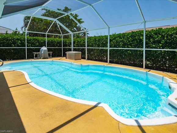 160 Kirkwood ST MARCO ISLAND, FL House Active - Photo 1 of 24. Opens carousel modal