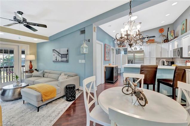 2511 Estey AVE Unit E4