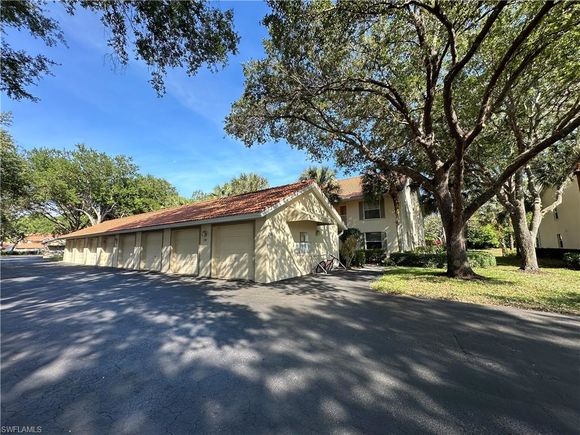 241 Robin Hood CIR Unit 204 NAPLES, FL Condo Active - Photo 1 of 15. Opens carousel modal
