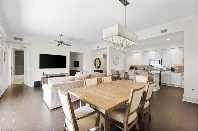 1030 3rd AVE S Unit 319