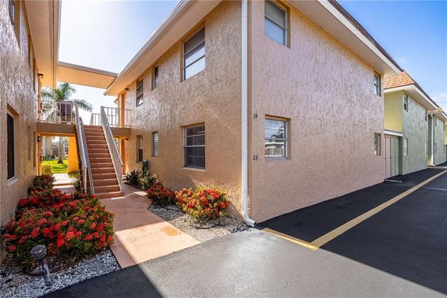 1400 Pompei LN Unit 23