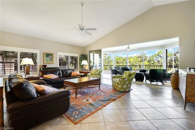 26280 Devonshire CT Unit 201