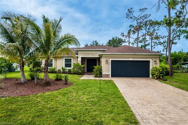 4609 Santiago LN