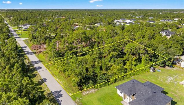 1107 Congress AVE LEHIGH ACRES, FL Plot of land Active - Photo 1 of 7. Opens carousel modal