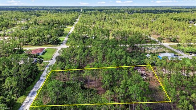 1405 Washington AVE LEHIGH ACRES, FL Plot of land Active - Photo 1 of 7. Opens carousel modal