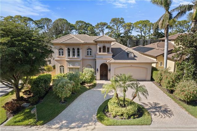 245 Charleston CT NAPLES, FL House Active - Photo 1 of 44. Opens carousel modal