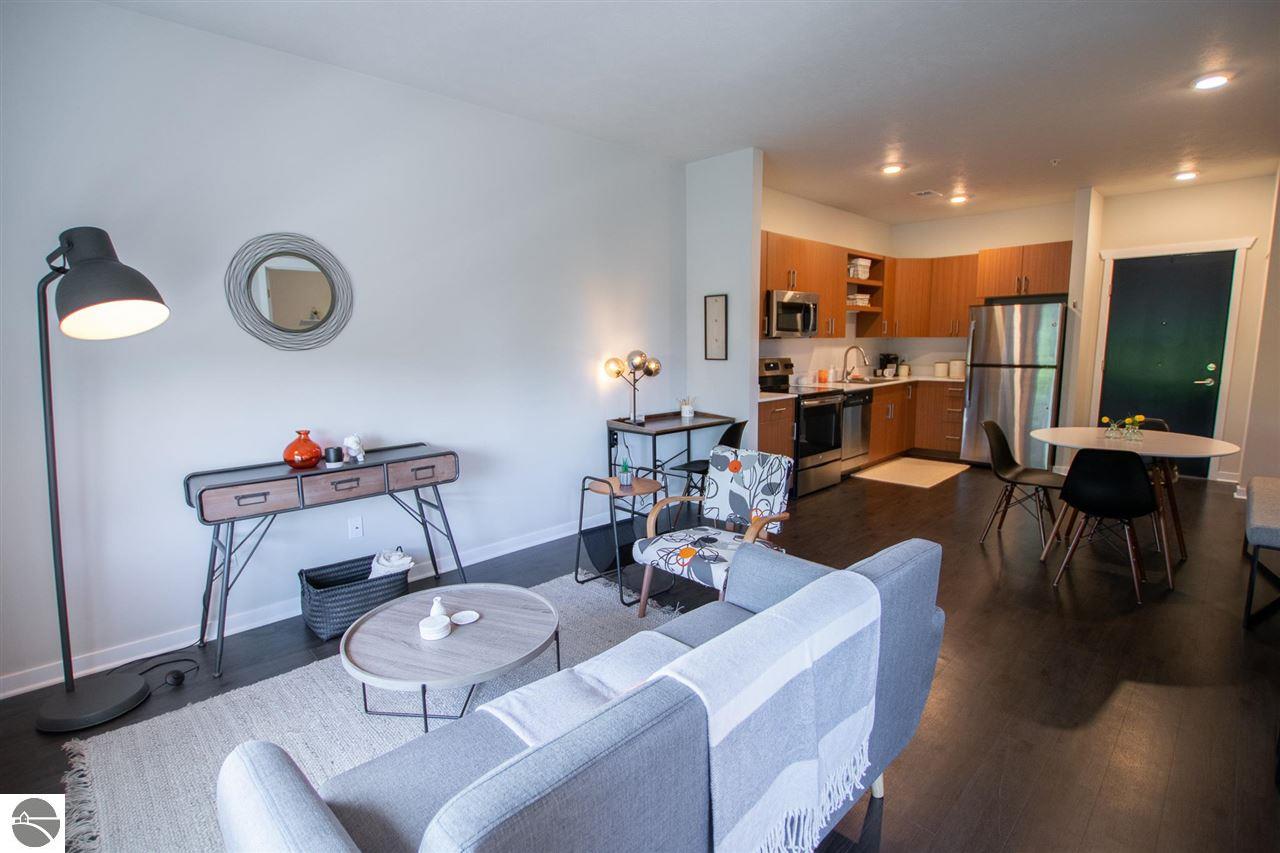 630-312 S Garfield Ave Unit 312  