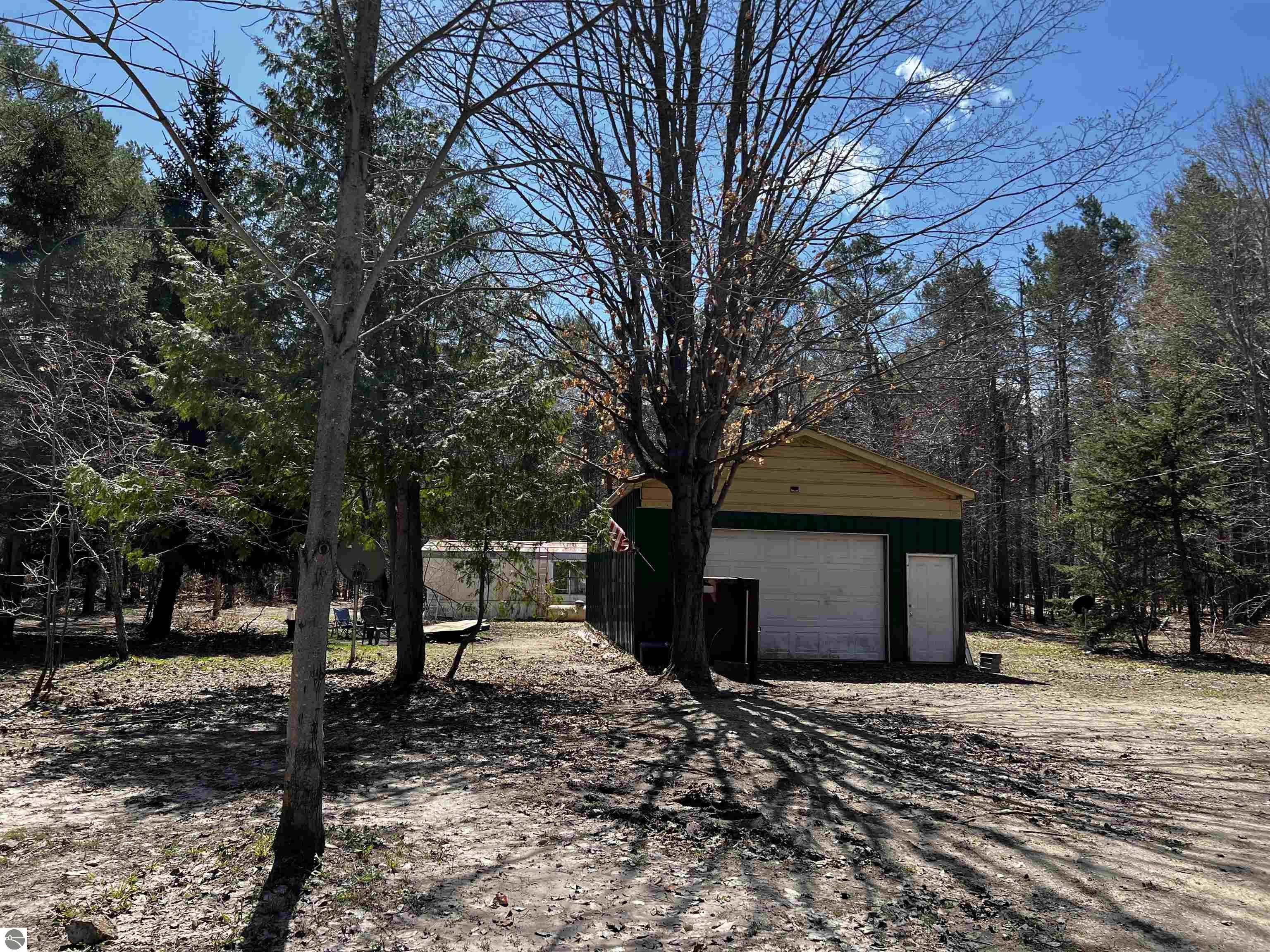 4824 SODERQUIST RD