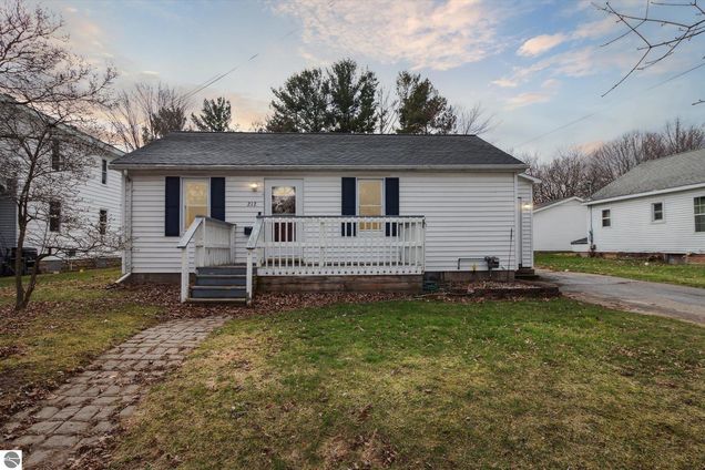 212 S Delaware Street St Louis, MI House Sold - Photo 1 of 39. Opens carousel modal