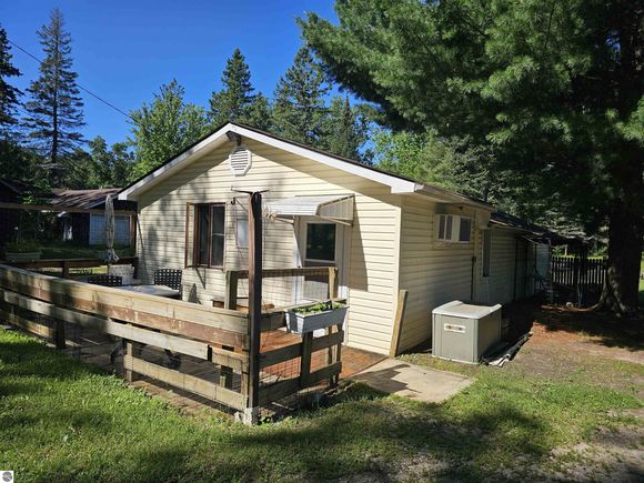 6152 Evergreen Drive Hale, MI House Active - Photo 1 of 14. Opens carousel modal