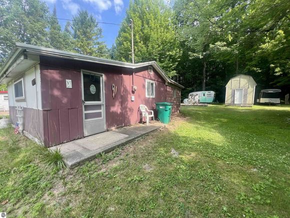 5237 Hamilton Road