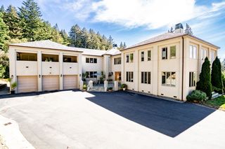 17900 Skyline BLVD