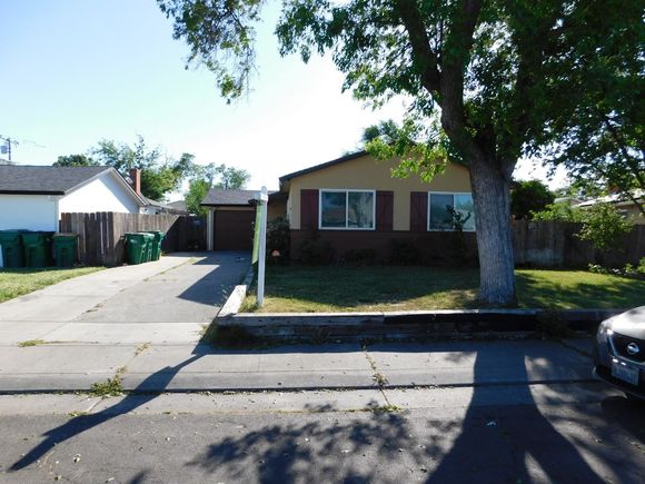 5833 Linda Sue DR STOCKTON, CA House Sold - Photo 1 of 25. Opens carousel modal