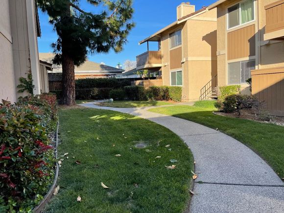 138 Damsen DR SAN JOSE, CA Condo Sold - Photo 1 of 15. Opens carousel modal