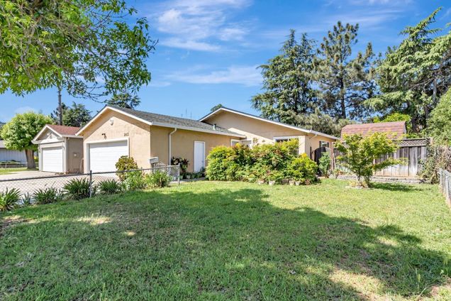 263 Vineyard DR
