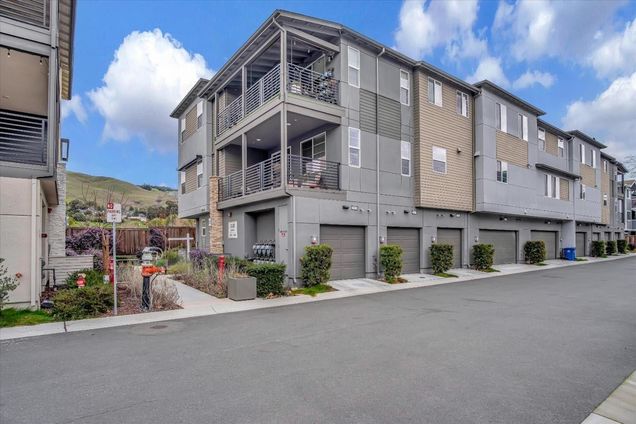 29464 Urbia WAY HAYWARD, CA Townhouse Active - Photo 1 of 31. Opens carousel modal