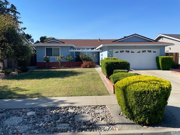 357 El Portal WAY SAN JOSE, CA House Active - Photo 1 of 19. Opens carousel modal