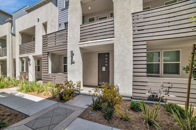 5609 Linen CT
