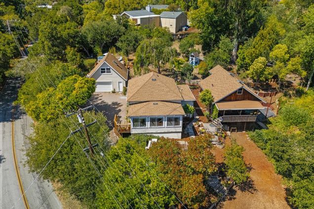 1284 Amesti RD