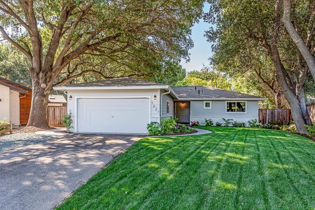 1621 Christina DR