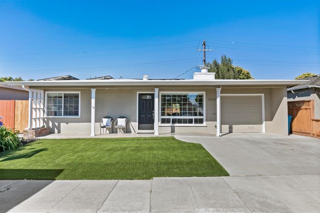 3818 Casanova DR SAN MATEO, CA House Active - Photo 1 of 22. Opens carousel modal