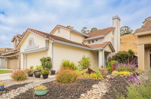 21028 Country Park RD SALINAS, CA House Active - Photo 1 of 37. Opens carousel modal