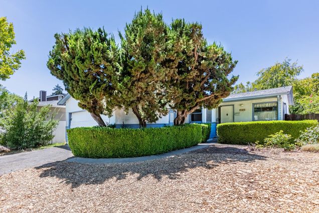757 Carolina AVE SUNNYVALE, CA House Active - Photo 1 of 12. Opens carousel modal