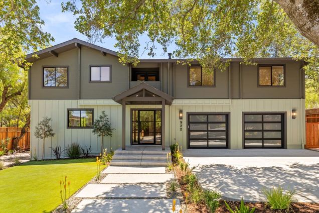 522 Summit DR