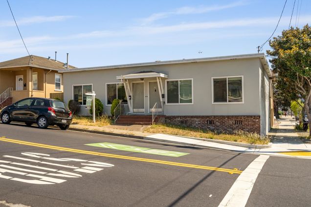 577-579 Miller AVE SOUTH SAN FRANCISCO, CA Multifamily Active - Photo 1 of 12. Opens carousel modal