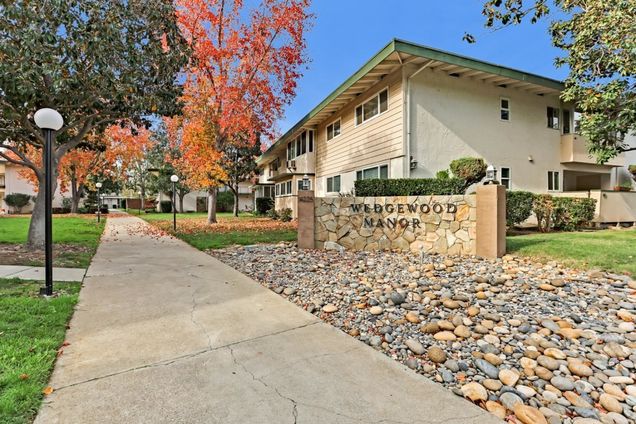 14225 Lora DR 36 Los Gatos, CA Condo Active - Photo 1 of 8. Opens carousel modal