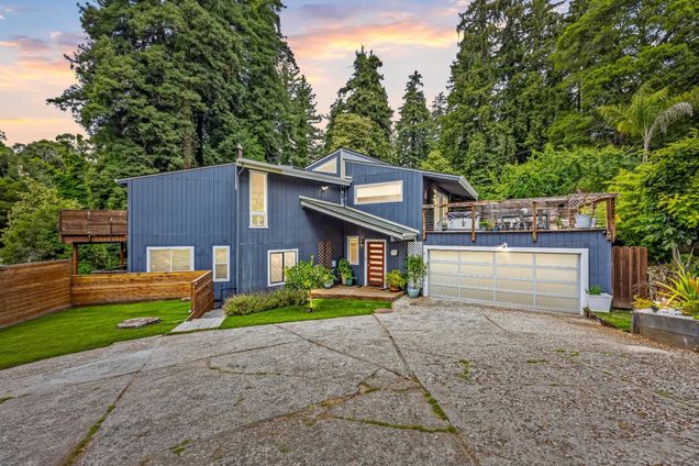 321 Valencia RD