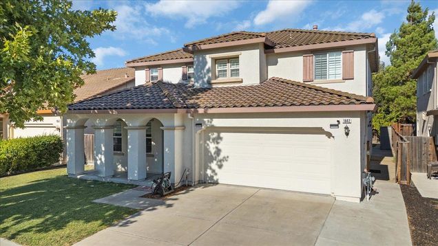 1642 Sycamore DR OAKLEY, CA House Active - Photo 1 of 50. Opens carousel modal