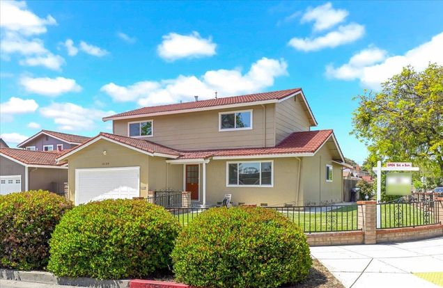 3139 Laneview DR SAN JOSE, CA House Active - Photo 1 of 51. Opens carousel modal