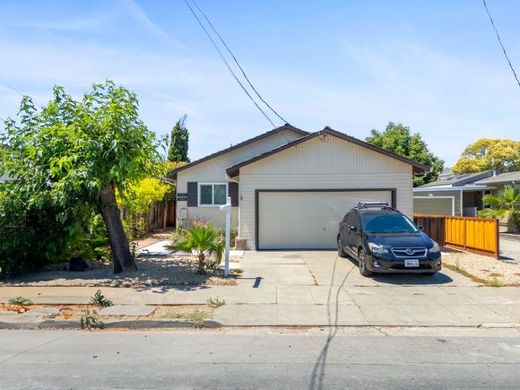 938 Valota RD REDWOOD CITY, CA Multifamily Active - Photo 1 of 26. Opens carousel modal
