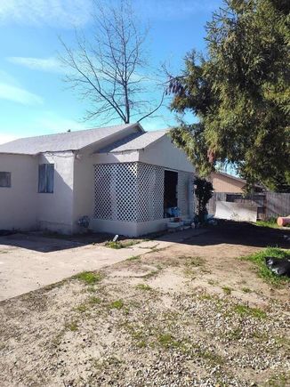 5670 Riverside DR OLIVEHURST, CA House Active - Photo 1 of 3. Opens carousel modal